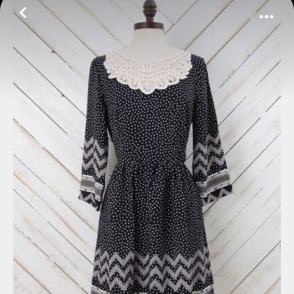 Altar’d State Black and Off-White Polka Dot Chevron Dress Size Large - Picture 1 of 7